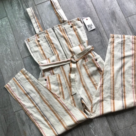 🔥🔥BILLABONG - LIGHT THE NIGHT JUMPSUIT🔥🔥 - Picture 2 of 8